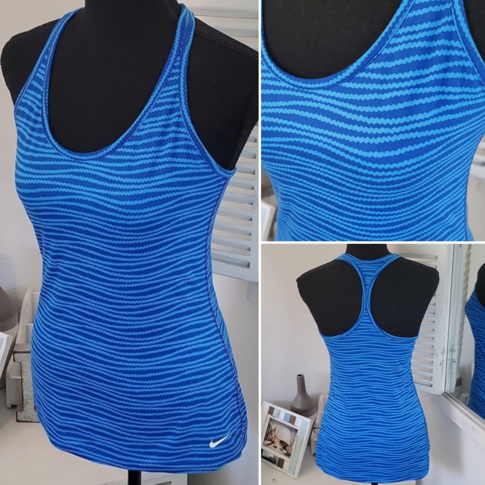 🆕️ 🌟5/$20 Nike Blue Wave Slim Fit Tank